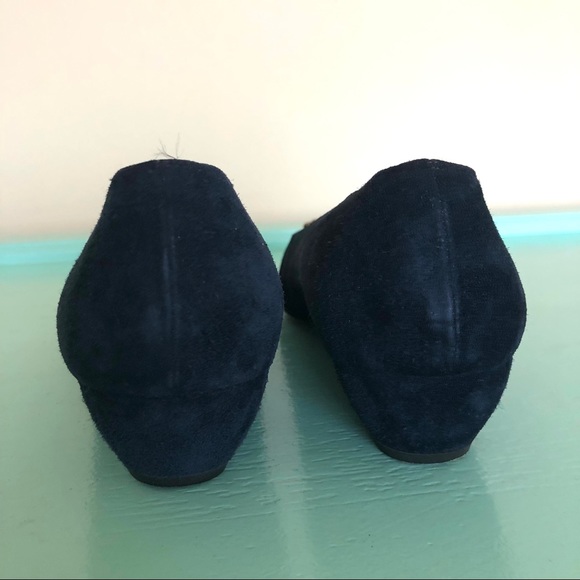 Vintage Salvatore Ferragamo Navy Suede Flats - Picture 9 of 11